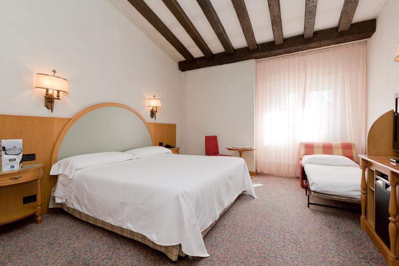 Gran Hotel Los Angeles Χετάφε Εξωτερικό φωτογραφία